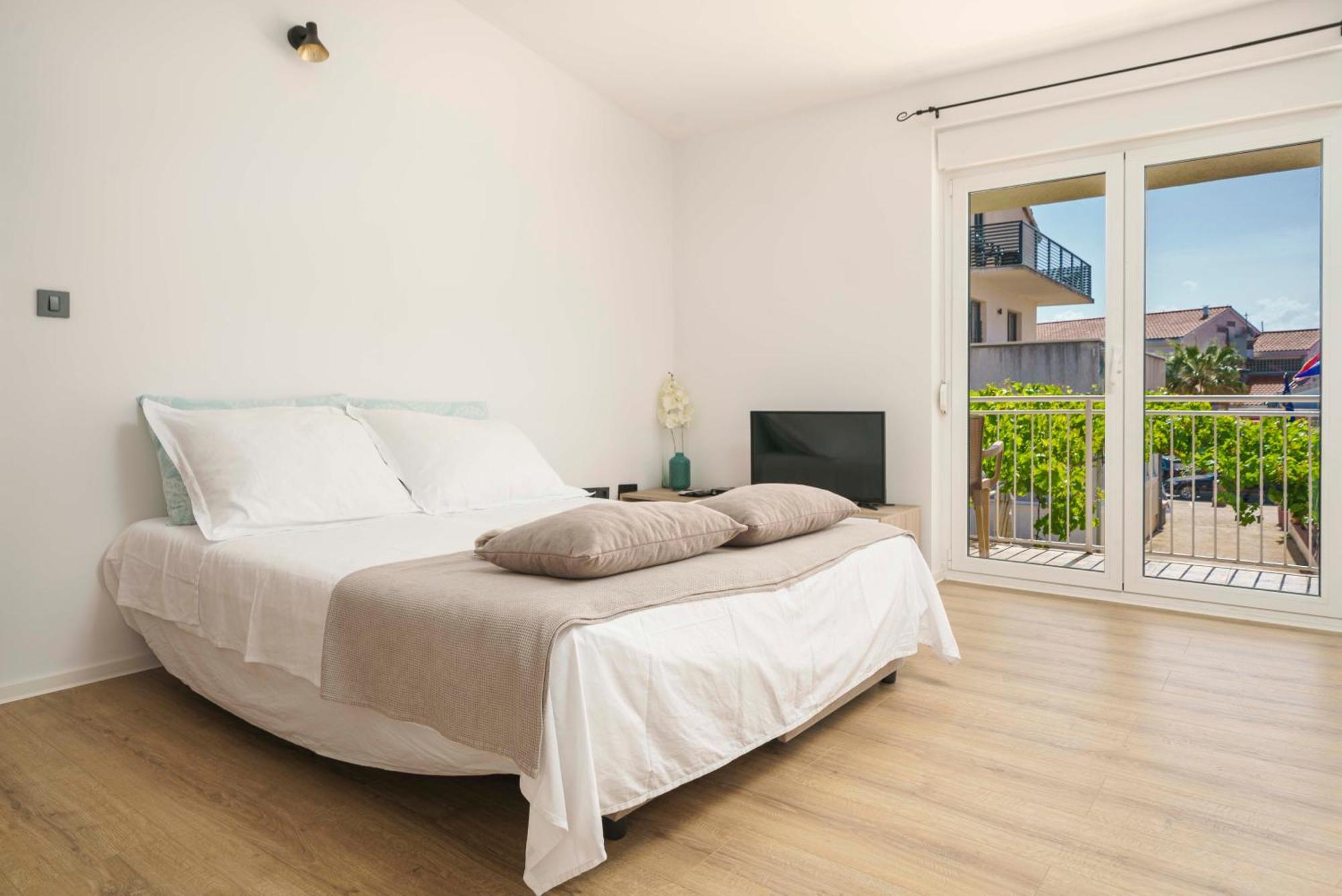 Apartments Vitis - City Centre - Free Parking Vodice Exterior foto